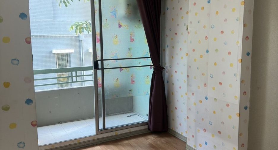 For rent 2 bedrooms condo in Suan Luang, Bangkok