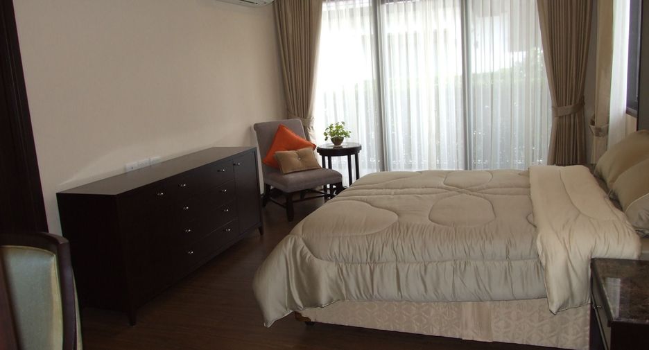 For rent 4 ベッドルーム house in Khlong Toei, Bangkok