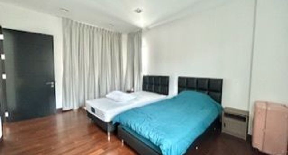 For rent 4 bedrooms house in Lat Krabang, Bangkok