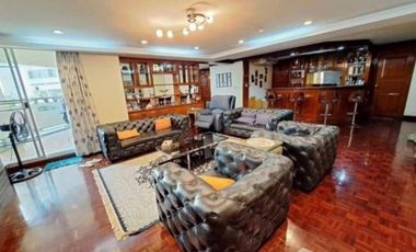 For rent 4 bedrooms condo in Watthana, Bangkok