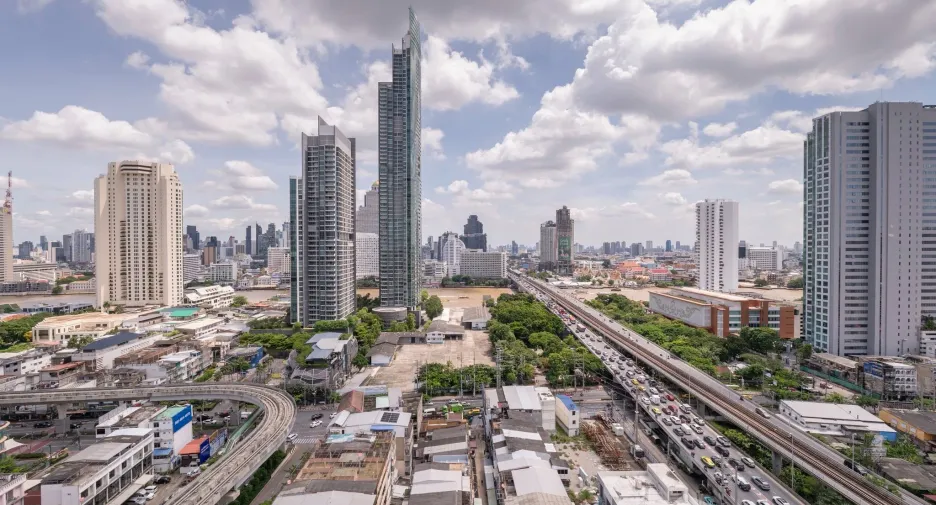 Condo en alquiler de 2 habitaciones en Khlong San, Bangkok