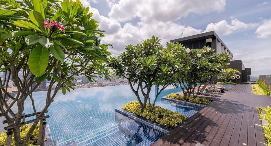 Condo en alquiler de 2 habitaciones en Khlong San, Bangkok