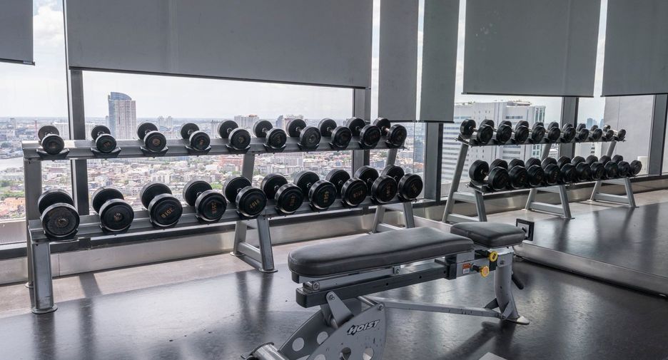For rent 2 bedrooms condo in Khlong San, Bangkok