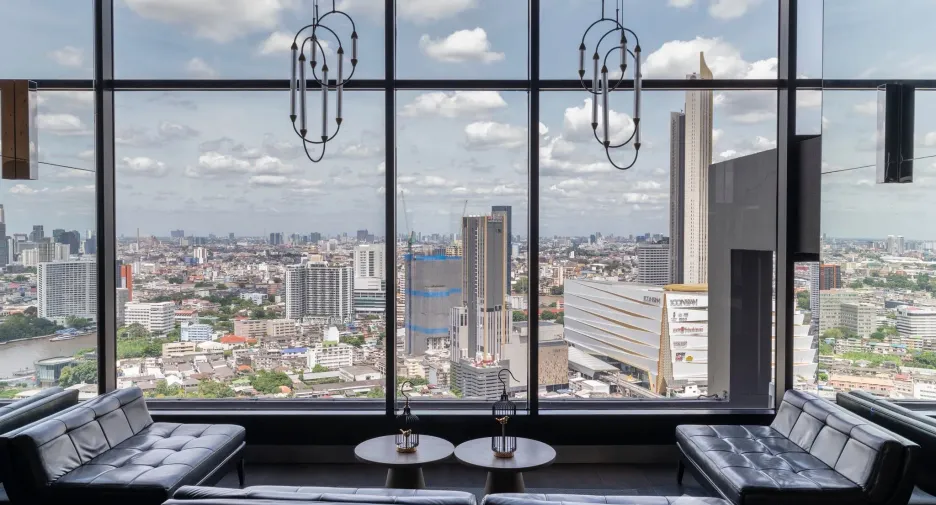 Condo en alquiler de 2 habitaciones en Khlong San, Bangkok