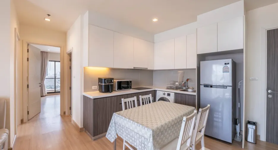 Condo en alquiler de 2 habitaciones en Khlong San, Bangkok