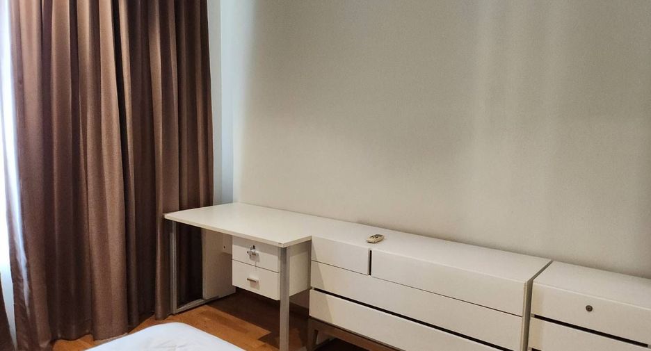 For rent 2 ベッドルーム condo in Sathon, Bangkok