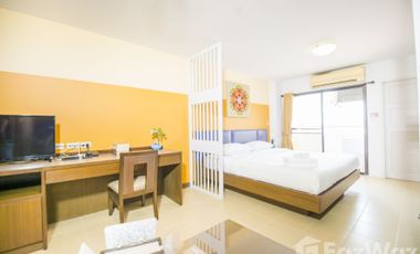 For rent studio apartment in Din Daeng, Bangkok