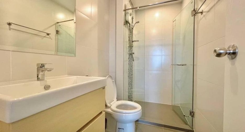 For rent 2 bedrooms condo in Bang Sue, Bangkok