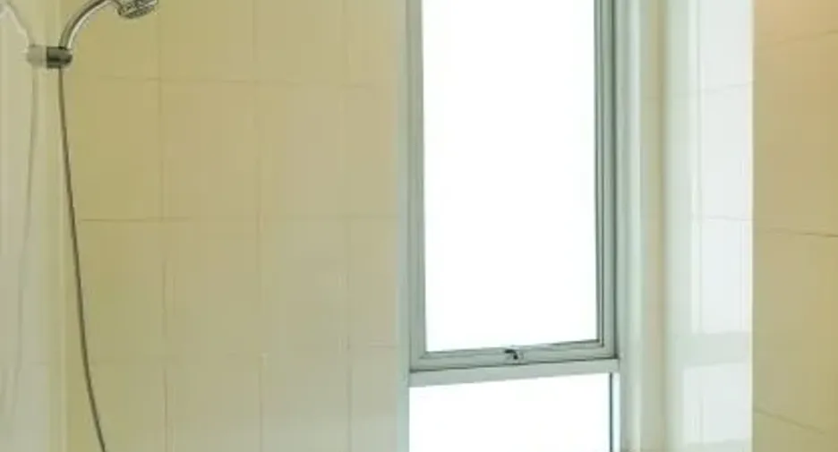Condo en alquiler de 3 habitaciones en Watthana, Bangkok