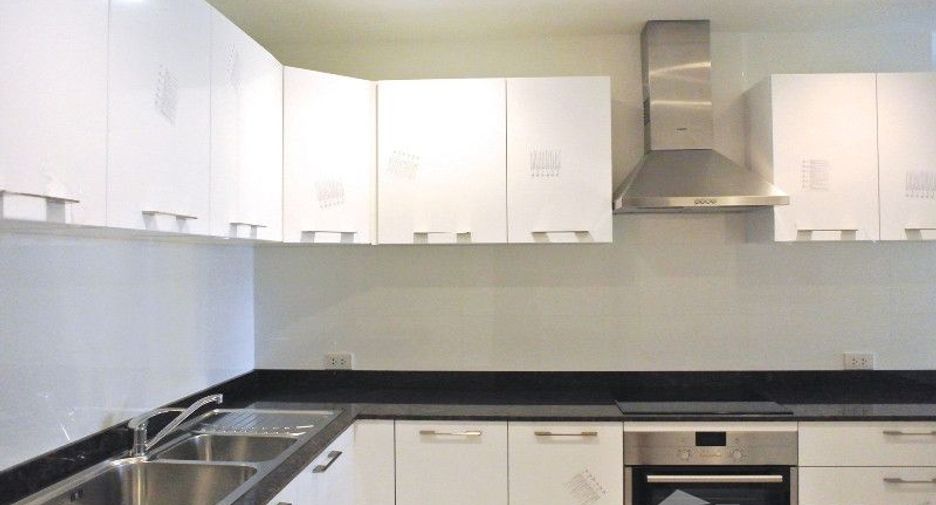 For rent 3 bedrooms condo in Watthana, Bangkok