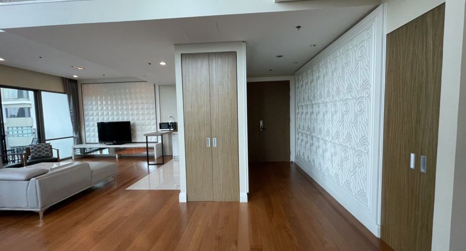 ให้เช่า 3 ห้องนอน คอนโด ใน คลองเตย, กรุงเทพฯ