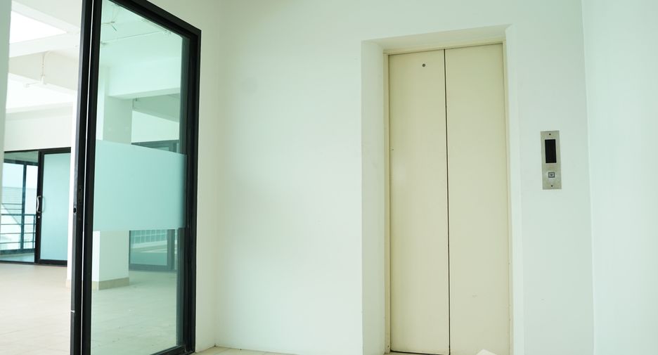 For rent 7 bedrooms office in Prawet, Bangkok