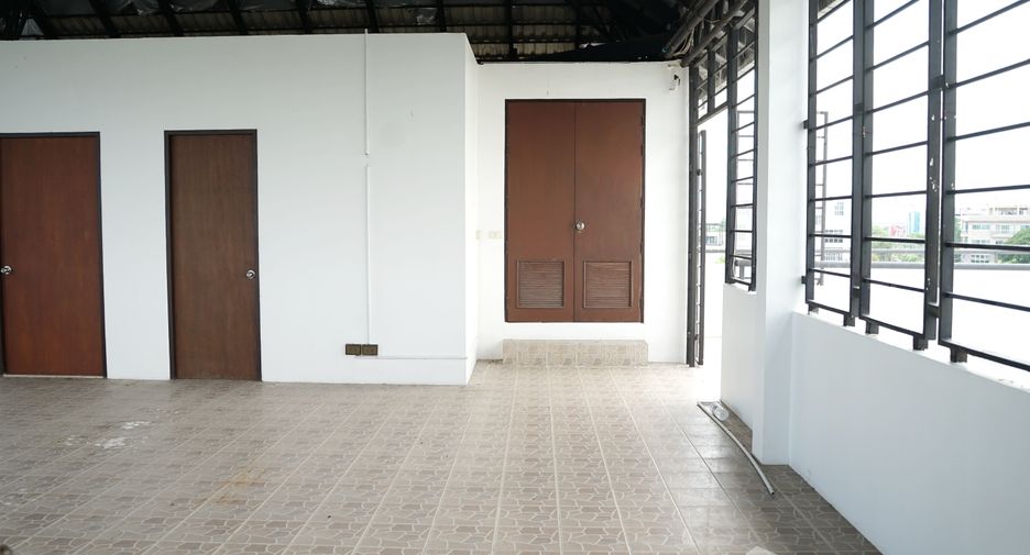 For rent 7 bedrooms office in Prawet, Bangkok