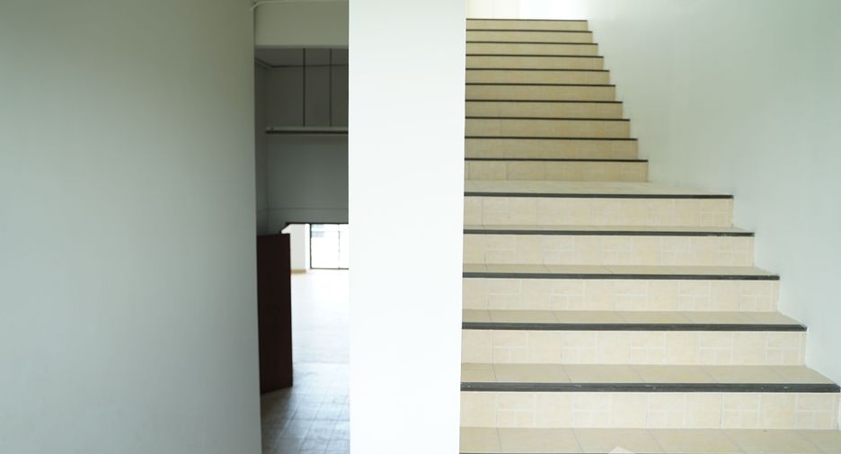 For rent 7 bedrooms office in Prawet, Bangkok