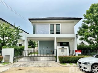 For rent 4 bedrooms house in Bang Phli, Samut Prakan