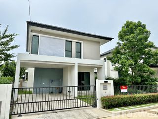 For rent 4 bedrooms house in Bang Phli, Samut Prakan