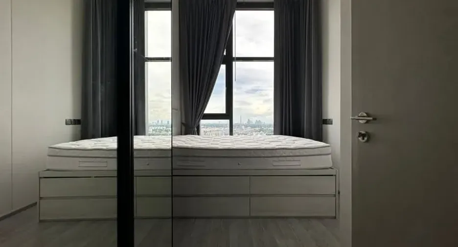 For rent 1 bed condo in Phra Khanong, Bangkok