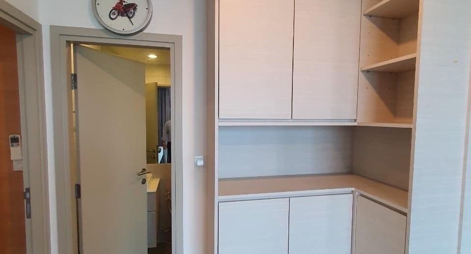 Condo en alquiler de 2 habitaciones en Bang Rak, Bangkok