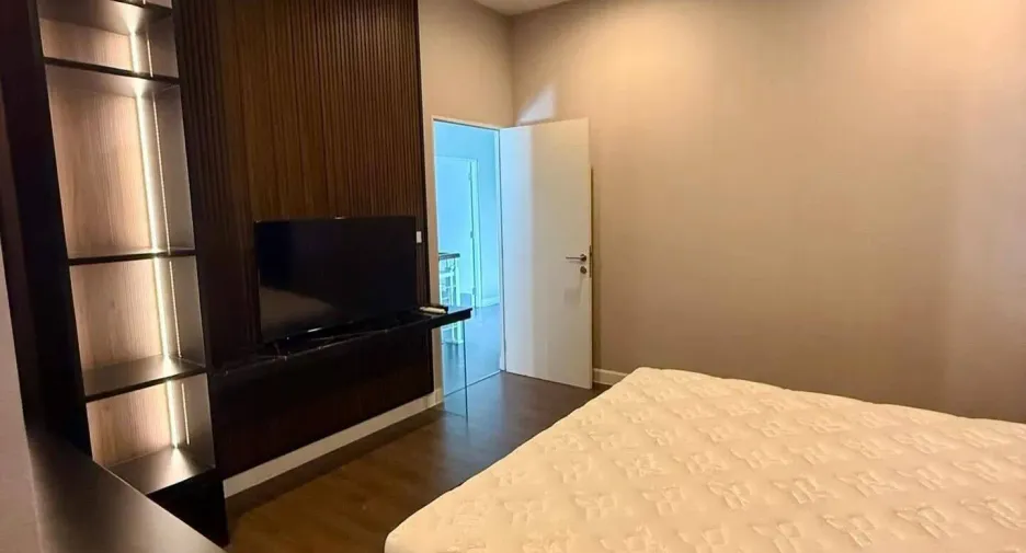 For rent 4 bedrooms house in Bang Kapi, Bangkok