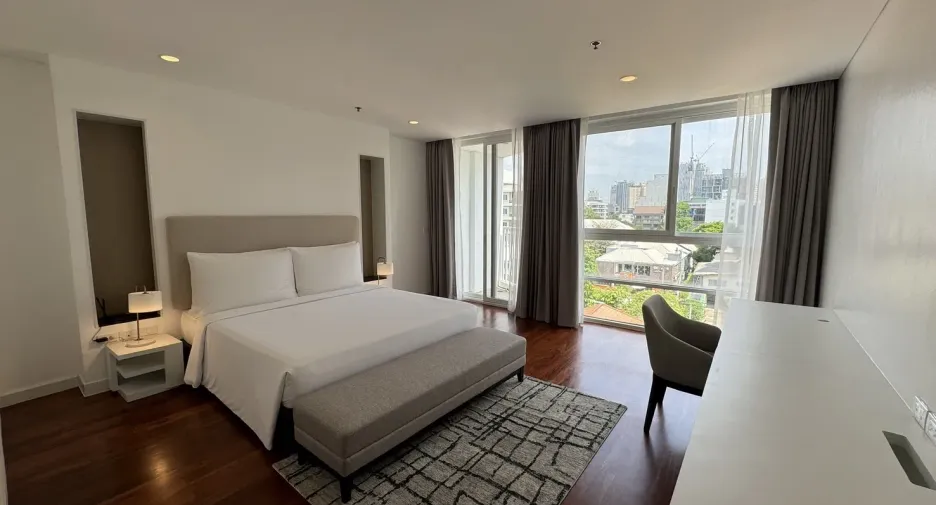 For rent 4 ベッドルーム apartment in Watthana, Bangkok