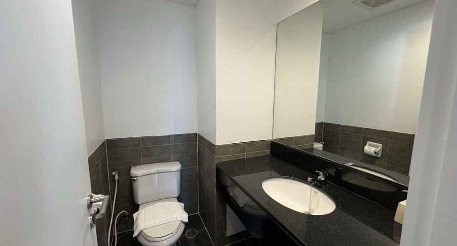For rent 4 ベッドルーム apartment in Watthana, Bangkok