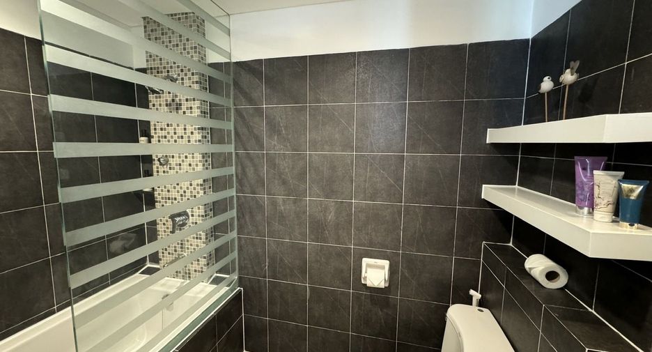 For rent 4 ベッドルーム apartment in Watthana, Bangkok