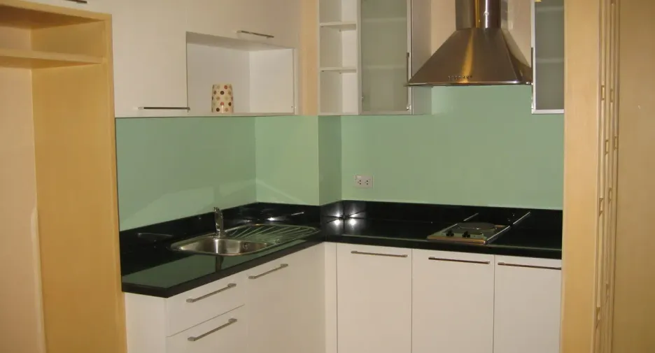 For rent studio condo in Khlong Toei, Bangkok