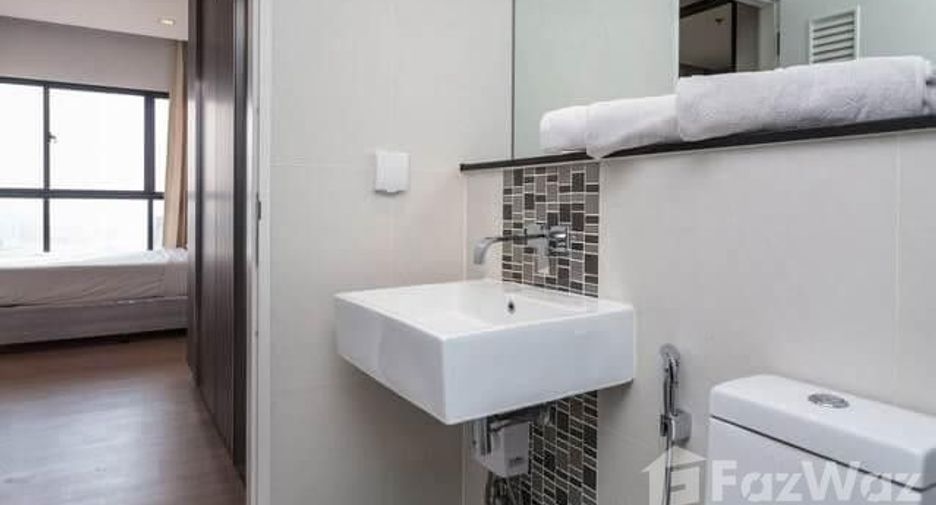 Wohnung zur Miete mit 1 Zimmer in Khlong San, Bangkok