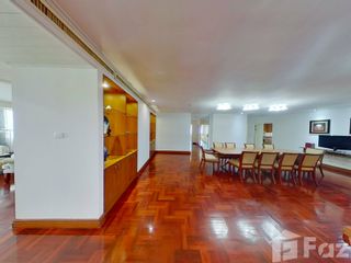 À louer 4 chambres condo à Watthana, Bangkok