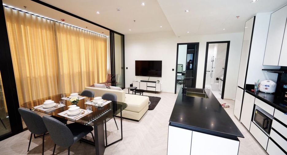 For rent 2 bedrooms condo in Khlong San, Bangkok