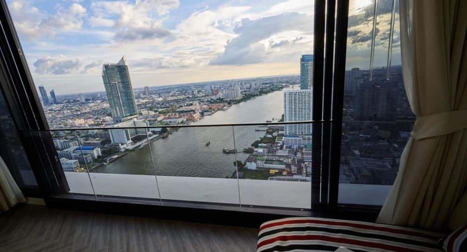 For rent 2 bedrooms condo in Khlong San, Bangkok