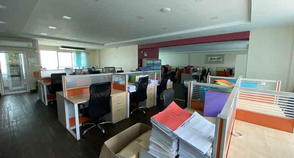 À louer bureau à Bang Phli, Samut Prakan