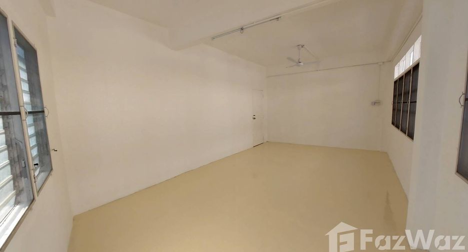For rent 4 bedrooms office in Suan Luang, Bangkok