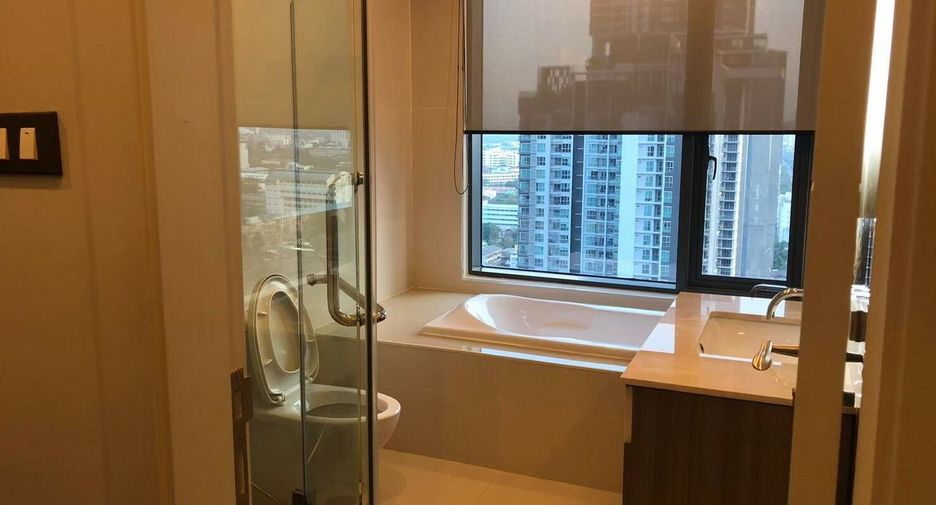 For rent 2 bedrooms condo in Sathon, Bangkok