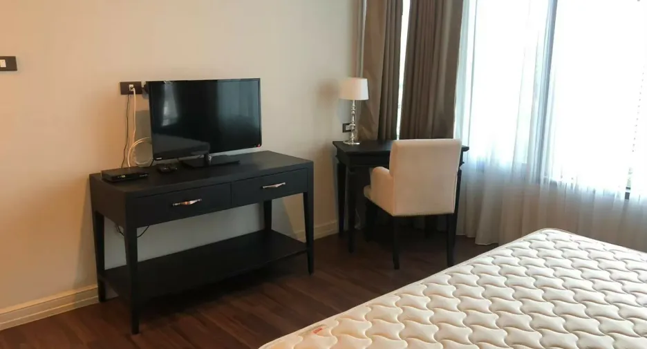 For rent 2 bedrooms condo in Sathon, Bangkok