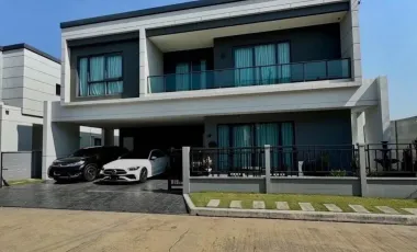 For rent 4 bedrooms house in Sai Mai, Bangkok