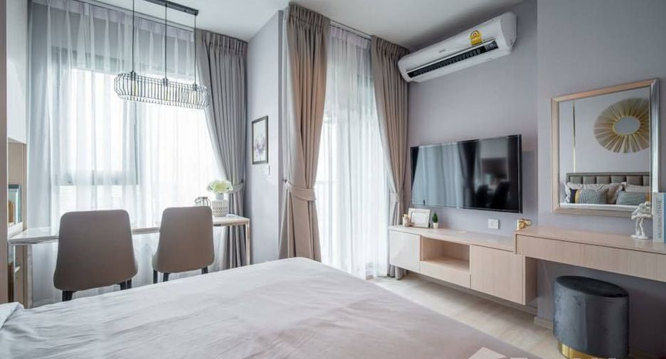 For rent studio condo in Pathum Wan, Bangkok
