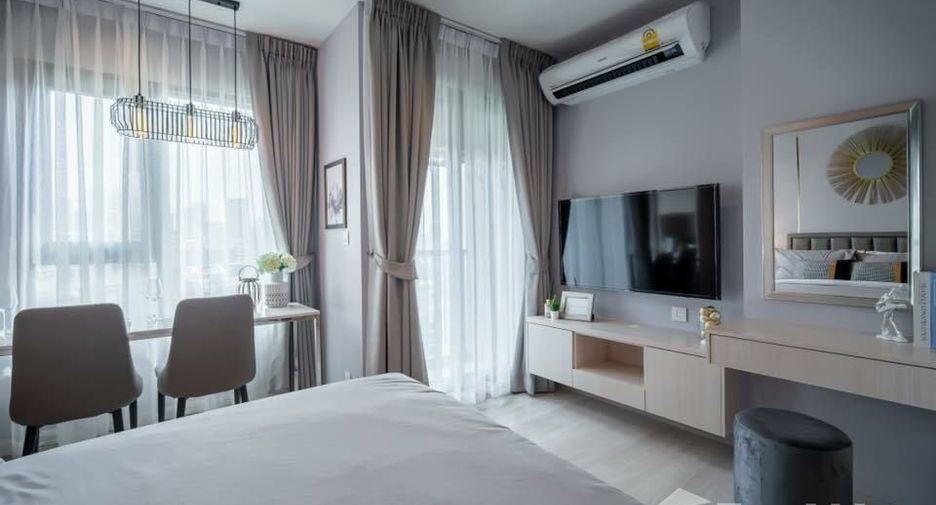 For rent studio condo in Pathum Wan, Bangkok