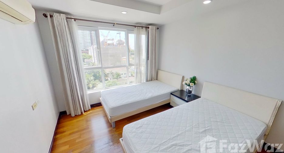 For rent 2 bedrooms condo in Watthana, Bangkok