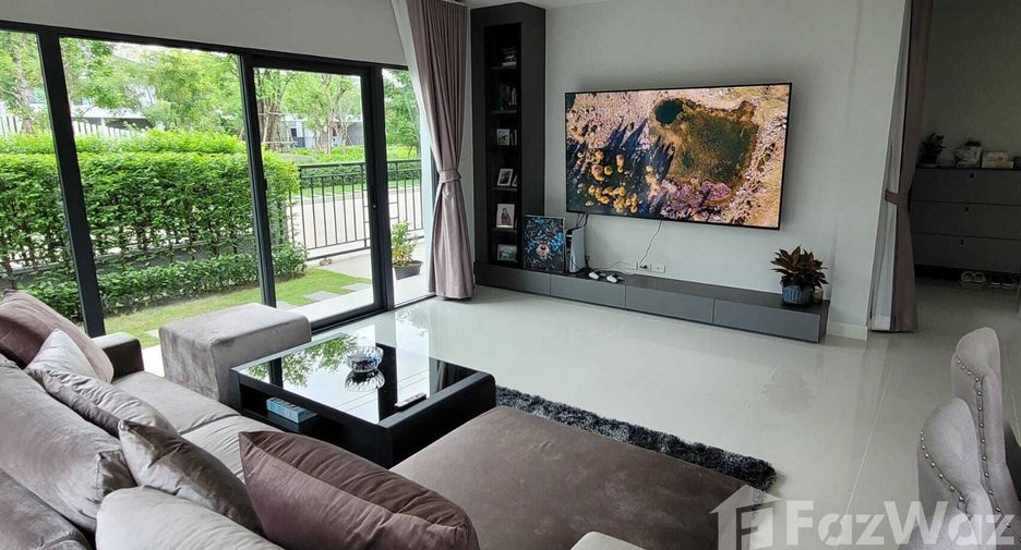 For rent 4 bedrooms condo in Don Mueang, Bangkok