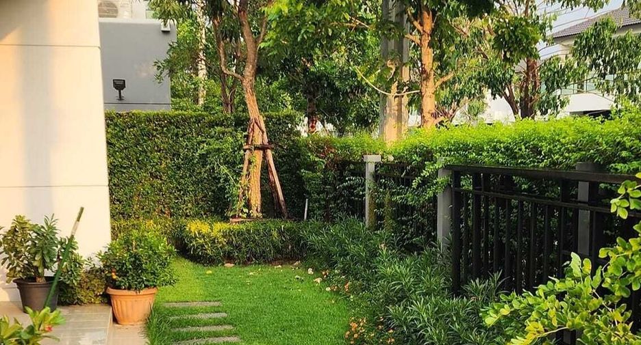 For rent 4 bedrooms condo in Don Mueang, Bangkok