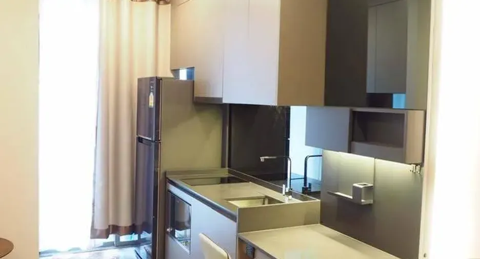 Wohnung zur Miete mit 1 Zimmer in Khlong Toei, Bangkok