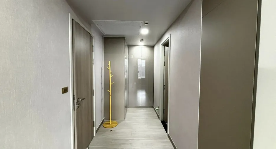 Wohnung zur Miete mit 3 Zimmer in Huai Khwang, Bangkok