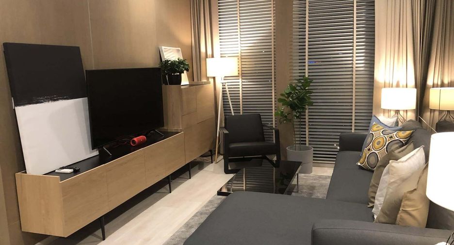 For rent 2 bedrooms condo in Pathum Wan, Bangkok