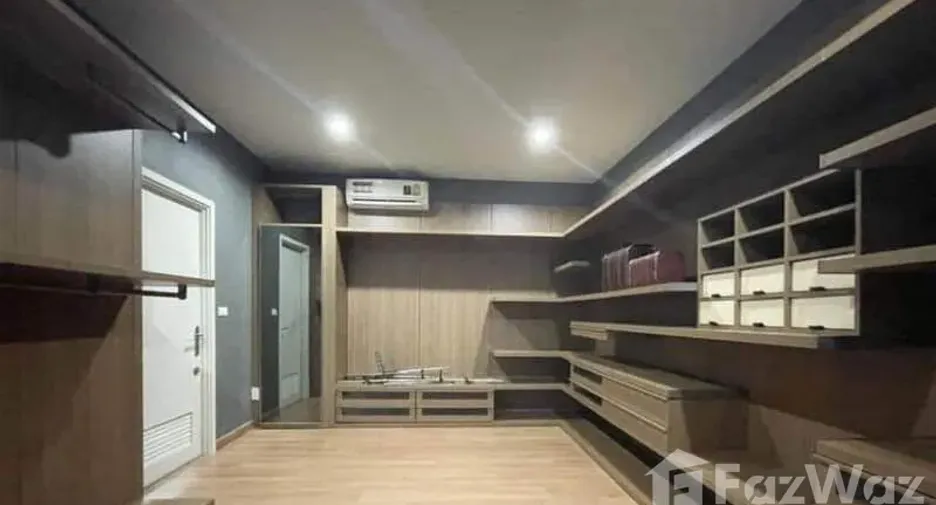 For rent 4 bedrooms house in Suan Luang, Bangkok