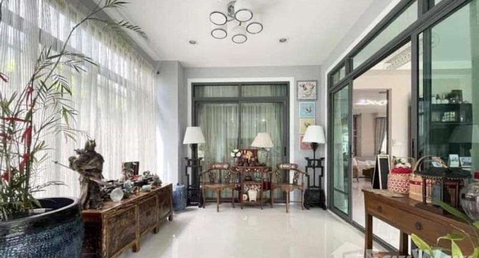 For rent 4 bedrooms house in Suan Luang, Bangkok