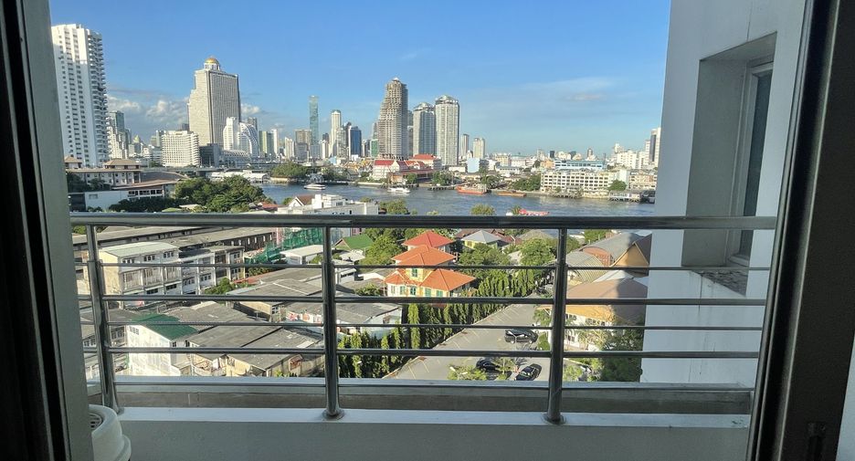 À louer 3 chambres condo à Sathon, Bangkok