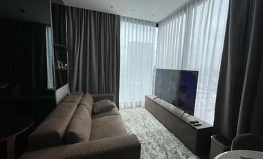 For rent 2 bedrooms condo in Huai Khwang, Bangkok