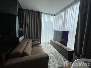 For rent 2 bedrooms condo in Huai Khwang, Bangkok