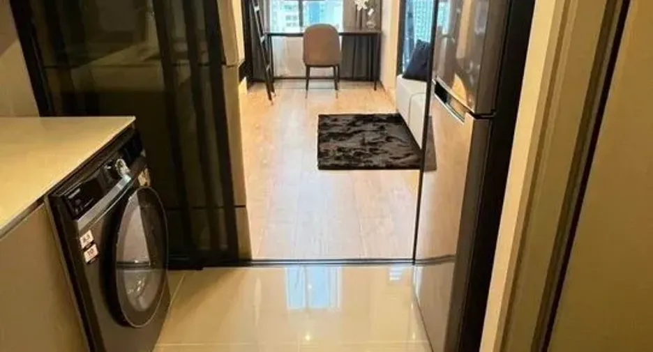For rent 1 bed condo in Huai Khwang, Bangkok